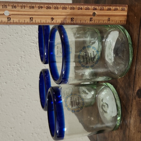 Set of 4 new beautiful glasses handcrafted in Mexico. - Picture 5 of 5